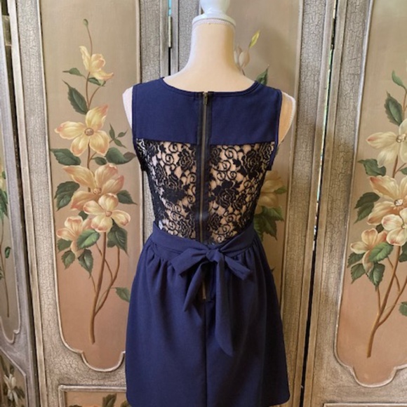 MAX AND RUBY navy sleeveless dress Size Medium - Picture 3 of 5